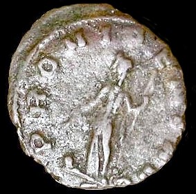Providentia standing left, holding sceptre and wand, globe at feet. AE antoninianus, Quintillus AD 270