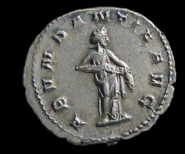 Antoninianus of Trajan Decius, Abundantia standing right, pouring the contents from a cornucopia