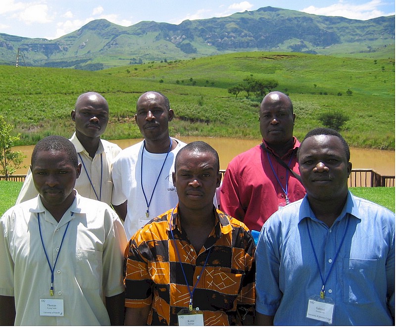 summerschool_2004_african_group1.jpg